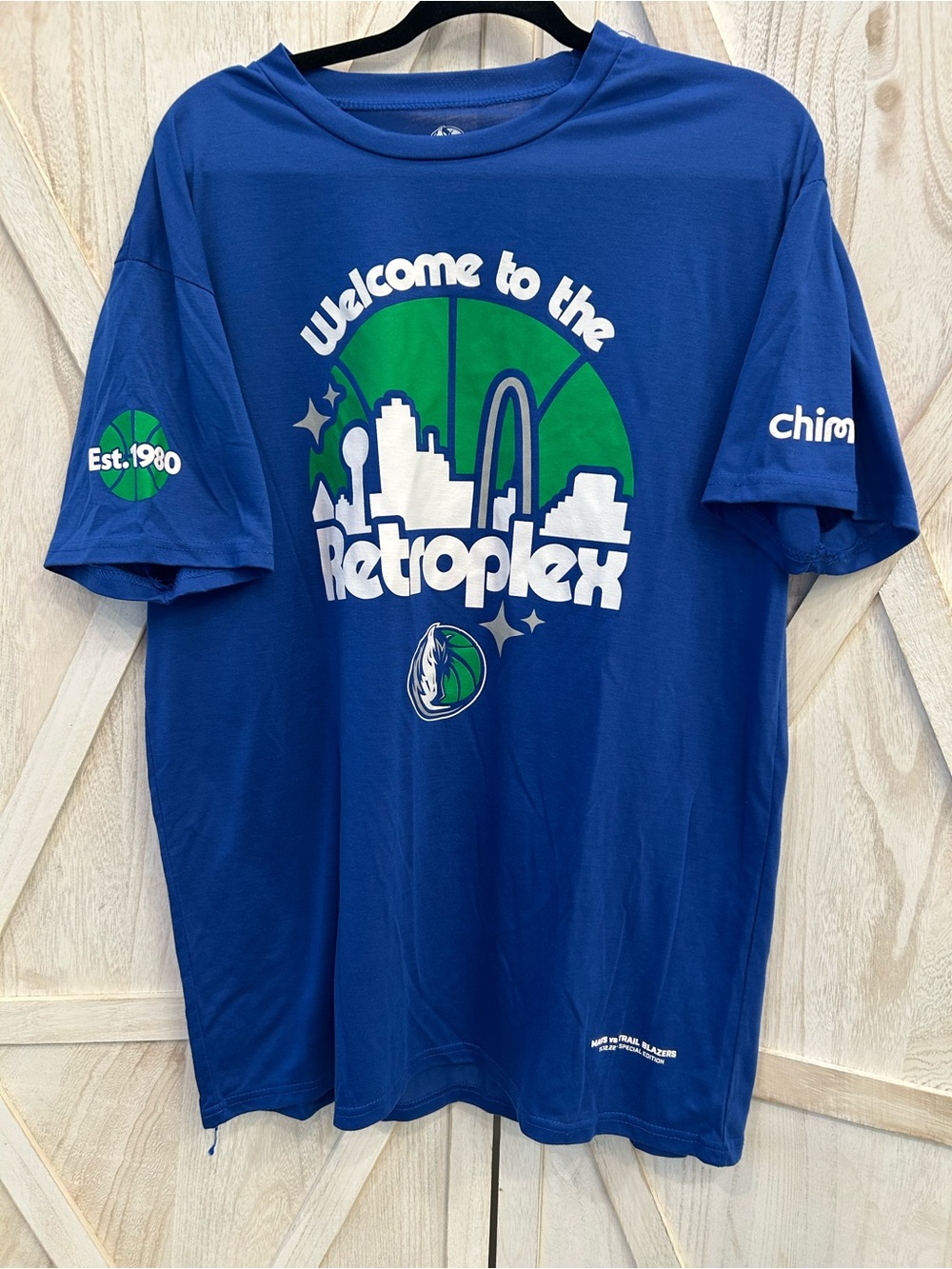 Dallas Mavericks Reunion Rowdies Retroplex Promo T-Shirt Reunion Arena Luka XL